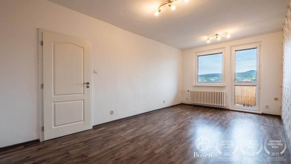 BOSEN | Na predaj 3 izbový byt po kompletnej rekonštrukcii s garážou, Stupava 75m2