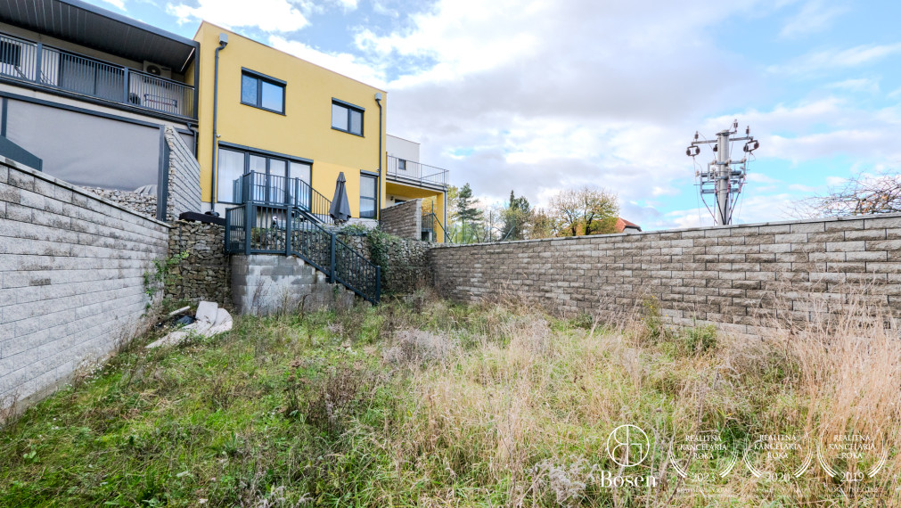 BOSEN | Na predaj 4 izbový byt so záhradou a parkovaním, Slnečná-Marianka