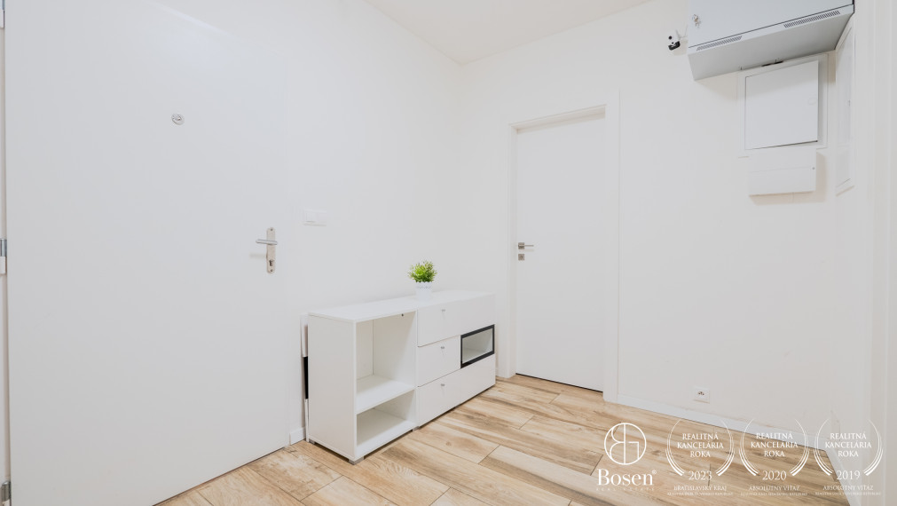 BOSEN | Na predaj 4 izbový byt so záhradou a parkovaním, Slnečná-Marianka