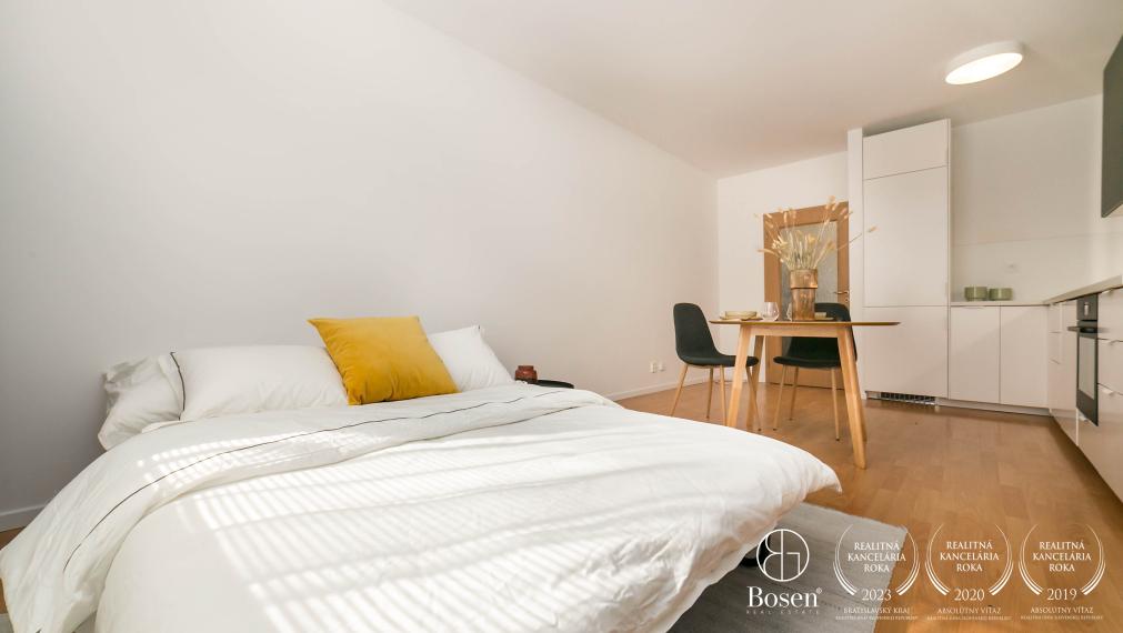 Zariadený 1 izbový byt blízko parku Ostredky v Ružinove