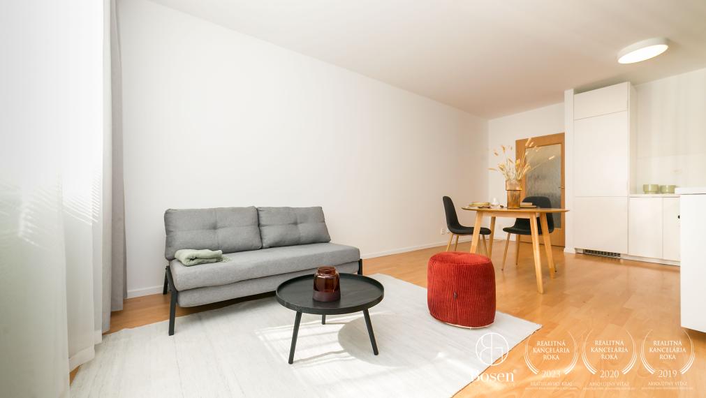 Zariadený 1 izbový byt blízko parku Ostredky v Ružinove