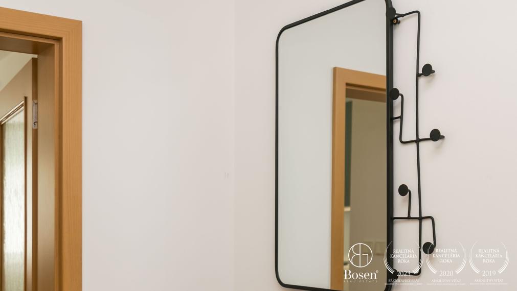 Zariadený 1 izbový byt blízko parku Ostredky v Ružinove