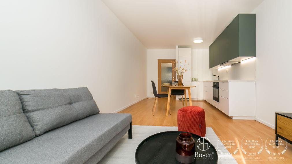 Zariadený 1 izbový byt blízko parku Ostredky v Ružinove