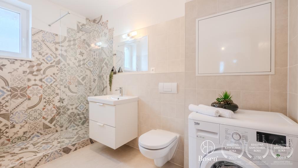 BOSEN | Rezervované - Útulný 2 – izbový byt na prenájom, Dúhové bývanie, Hlboká 9A, Nitra, 45m2