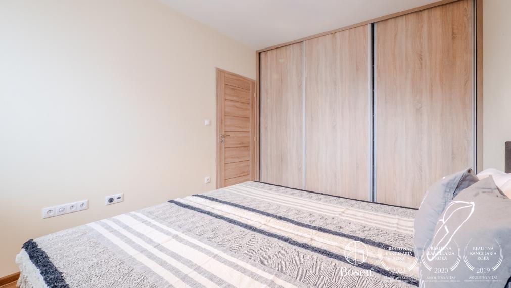 BOSEN | Rezervované - Útulný 2 – izbový byt na prenájom, Dúhové bývanie, Hlboká 9A, Nitra, 45m2