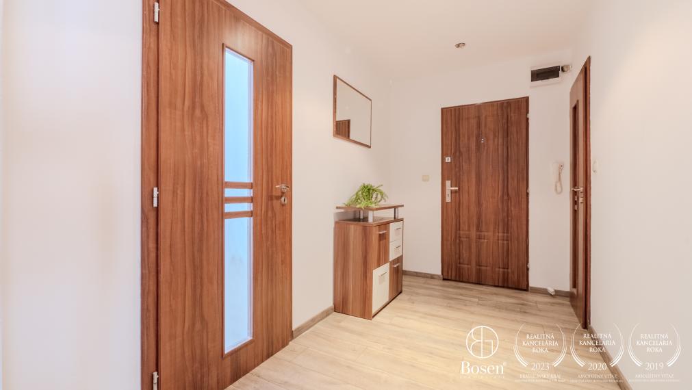 BOSEN | Rezervované - Veľký 3i byt na prenájom, Benkova - Klokočina