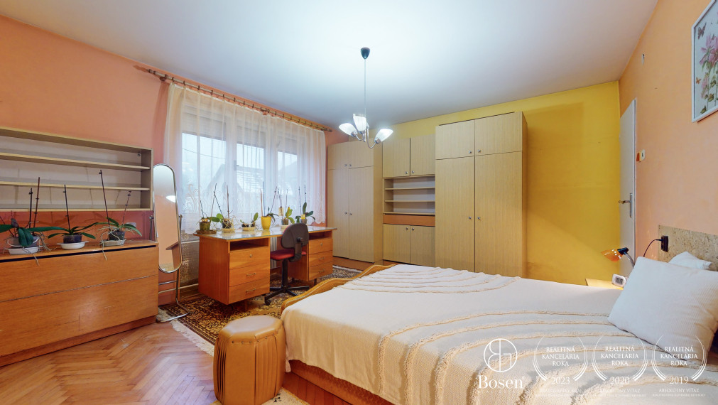 BOSEN | Na predaj rodinný dom v lukratívnej lokalite, Fiľakovo.