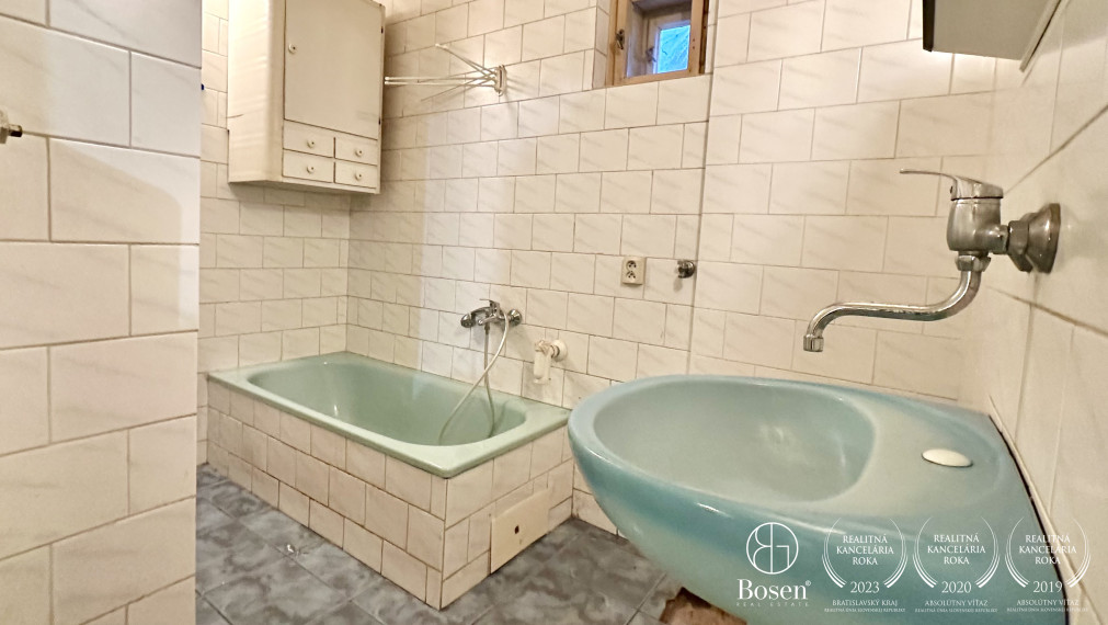 BOSEN | Na predaj rodinný dom v lukratívnej lokalite, Fiľakovo.