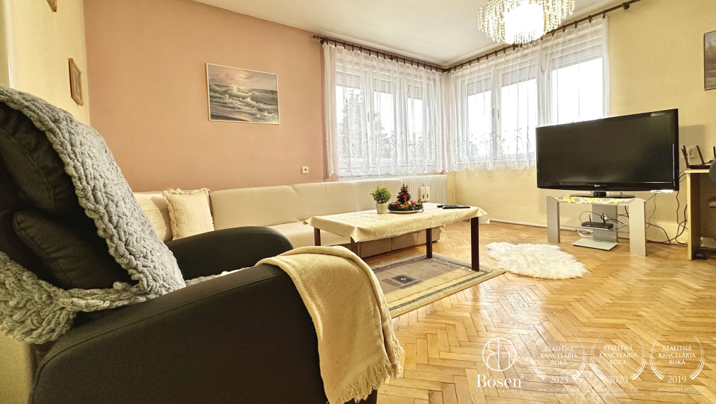 BOSEN | Na predaj rodinný dom v lukratívnej lokalite, Fiľakovo.