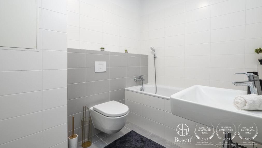 PRENAJATÉ - BOSEN | 2 izbový byt s garážovým státim v Ružinove, Nuppu-Magnolia, 45m2