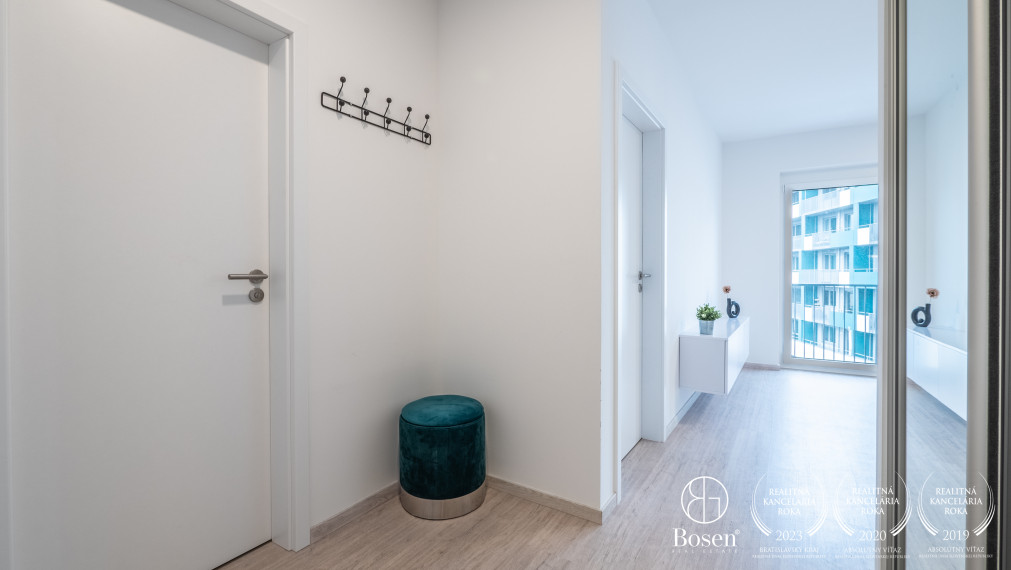 PRENAJATÉ - BOSEN | 2 izbový byt s garážovým státim v Ružinove, Nuppu-Magnolia, 45m2