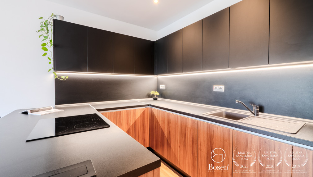 BOSEN | Novostavba kompletne zariadeného 3 izbového rodinného domu s výbornou dostupnosťou do Bratislavy, 242m2