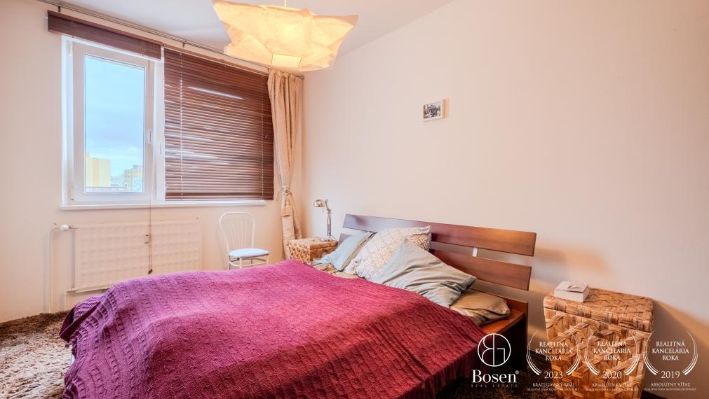 BOSEN I PRENAJATÉ: 3+kk izbový byt v tichej lokalite v Karlovej Vsi, ulica Hlaváčiková