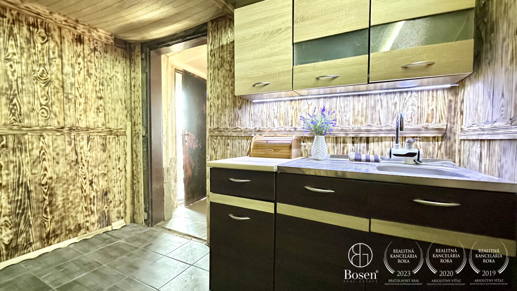 BOSEN | Rezervované, chata s terasou, Fiľakovo.