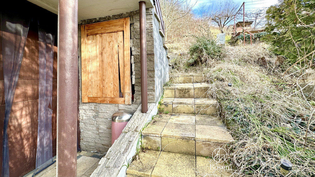 BOSEN | Rezervované, chata s terasou, Fiľakovo.