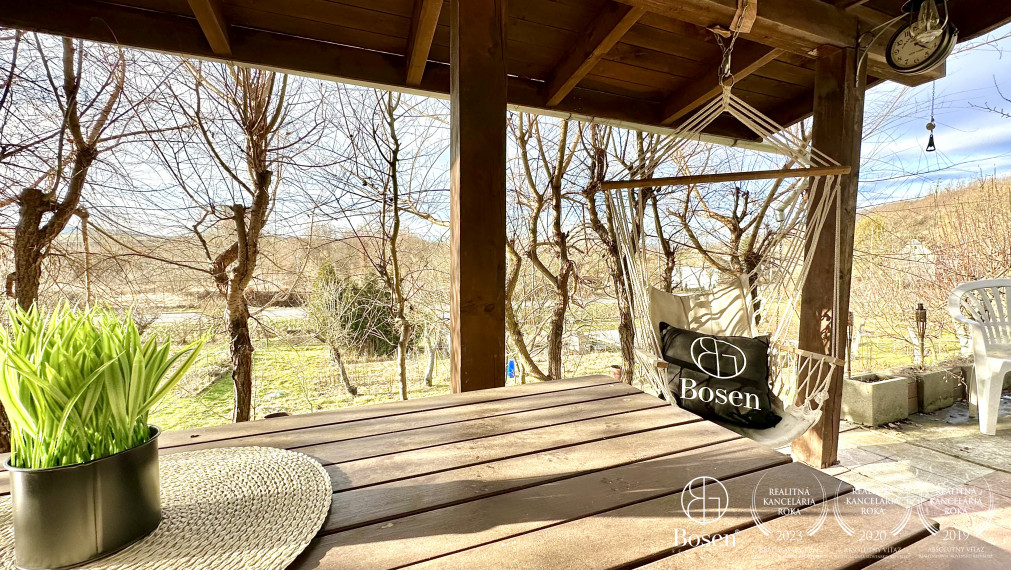 BOSEN | Rezervované, chata s terasou, Fiľakovo.