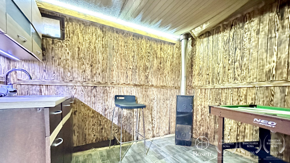 BOSEN | Rezervované, chata s terasou, Fiľakovo.