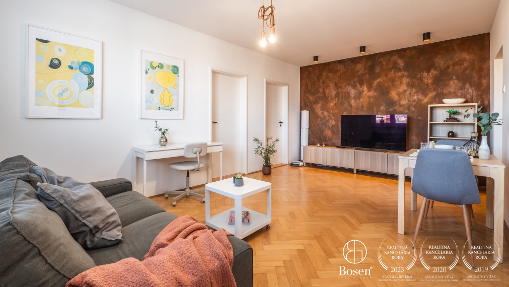 PREDANÉ: BOSEN | Zrekonštruovaný 3 izb. byt v blízkosti OC Retro, Rumančeková