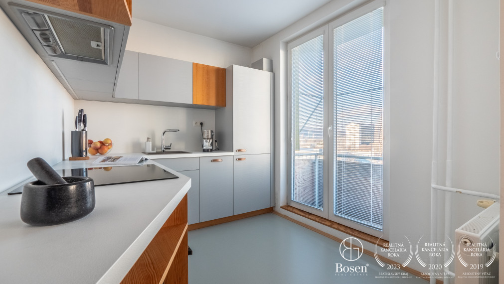 PREDANÉ: BOSEN | Zrekonštruovaný 3 izb. byt v blízkosti OC Retro, Rumančeková