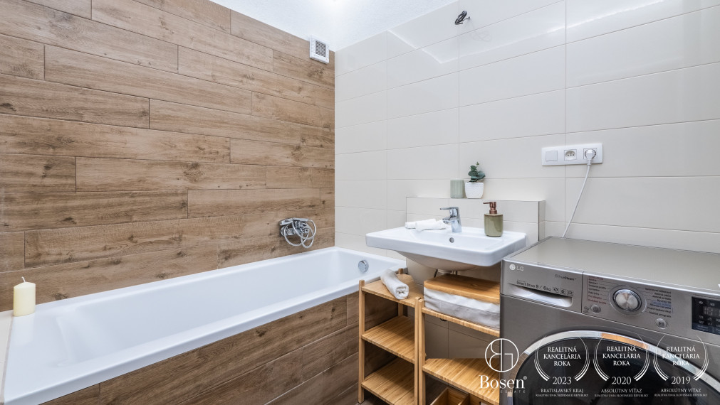 PREDANÉ: BOSEN | Zrekonštruovaný 3 izb. byt v blízkosti OC Retro, Rumančeková