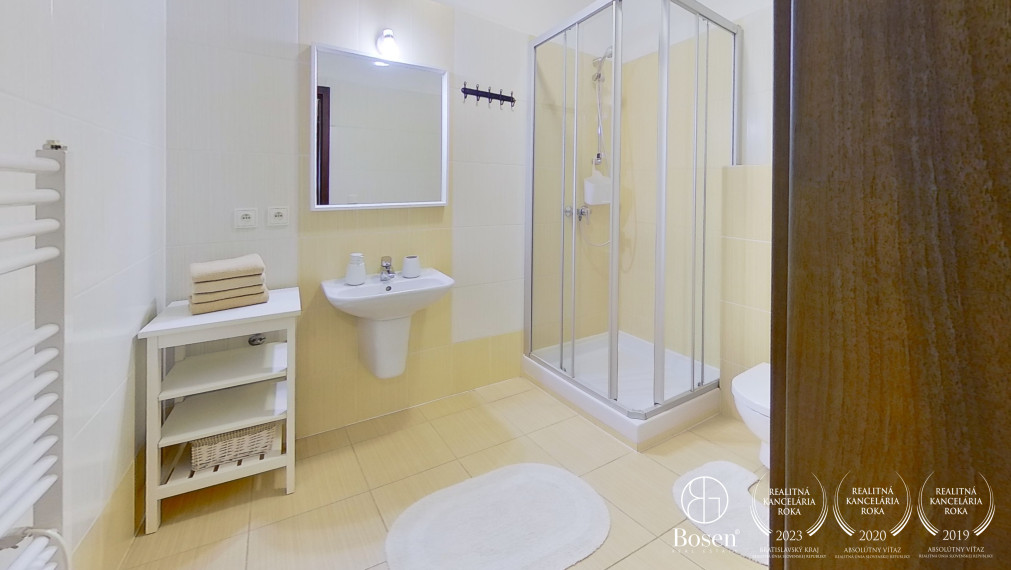 BOSEN | Zariadený 2 izbový byt využívaný ako apartmán s parkovacím miestom a pivnicou, Hrabovská Dolina, Ružomberok