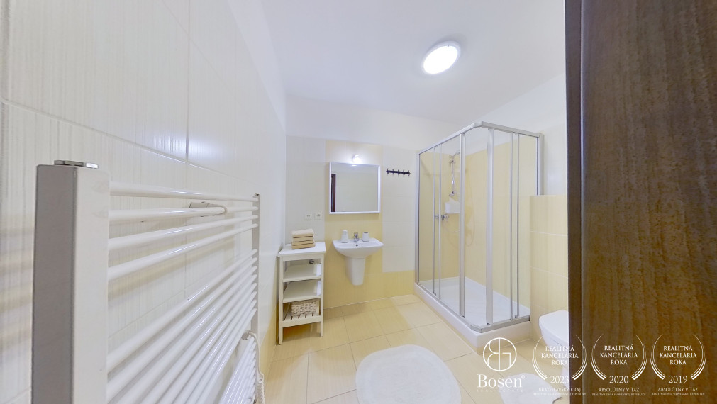 BOSEN | Zariadený 2 izbový byt využívaný ako apartmán s parkovacím miestom a pivnicou, Hrabovská Dolina, Ružomberok