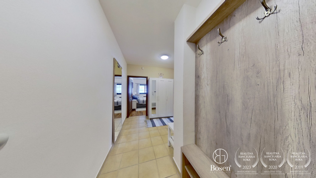 BOSEN | Zariadený 2 izbový byt využívaný ako apartmán s parkovacím miestom a pivnicou, Hrabovská Dolina, Ružomberok