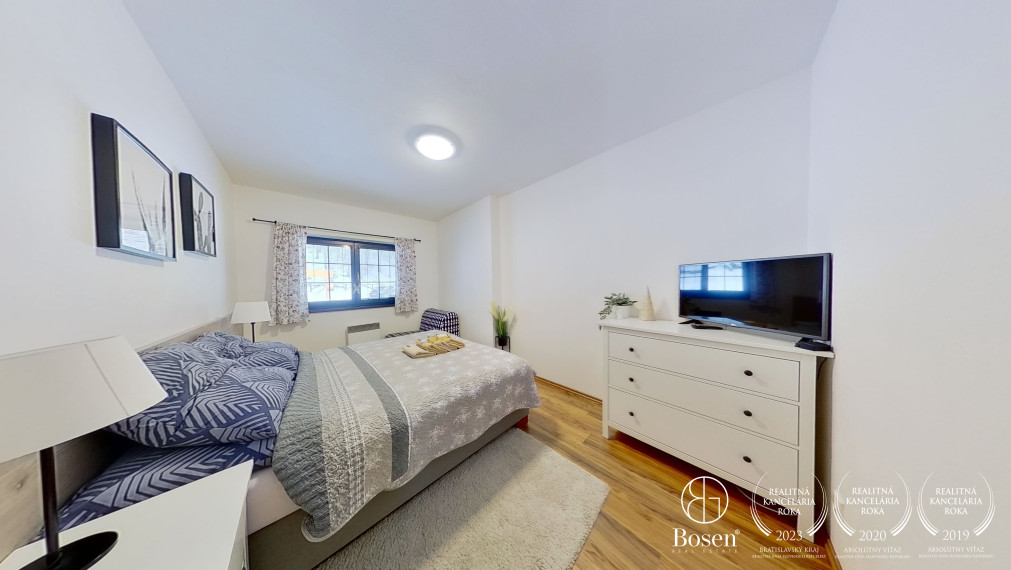 BOSEN | Zariadený 2 izbový byt využívaný ako apartmán s parkovacím miestom a pivnicou, Hrabovská Dolina, Ružomberok