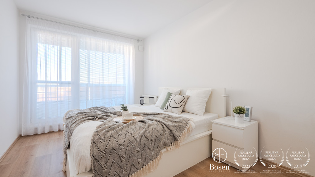 PREDANÉ: BOSEN | Moderný 2 izbový byt s balkónom a garážovým parkovacím miestom, Rovinka, 65m2