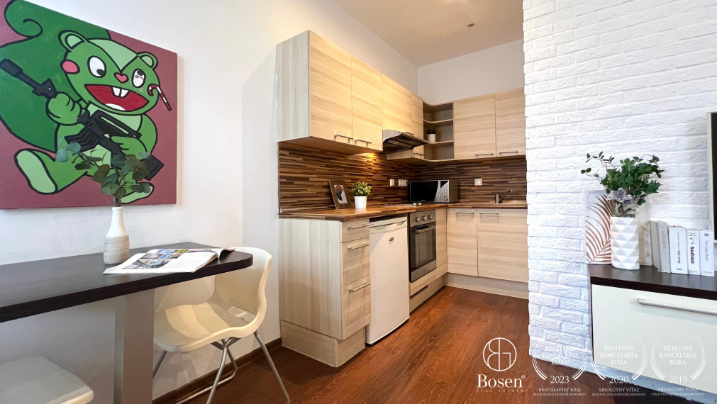BOSEN | Prenájom 1 izbový byt, ulica Jelenia, Bratislava - m.č. Staré Mesto