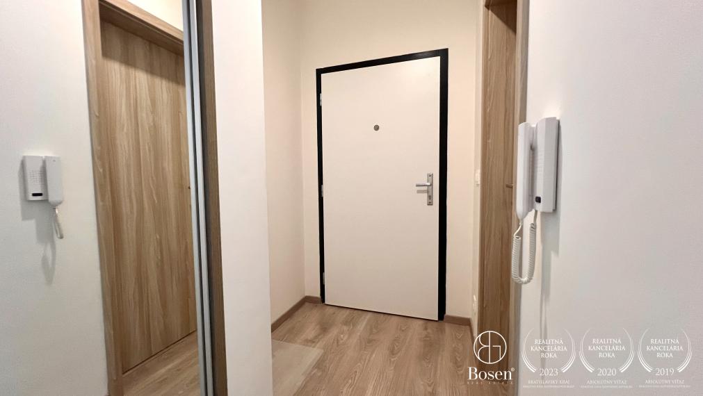 BOSEN I PRENAJATÉ - 1 izbový byt v Slnečniciach