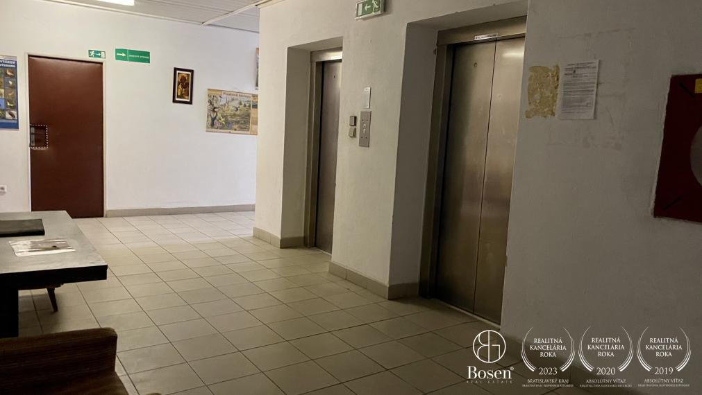 BOSEN |  Adminístratívne priestory, Priemyselná, Ružinov, 424 m2