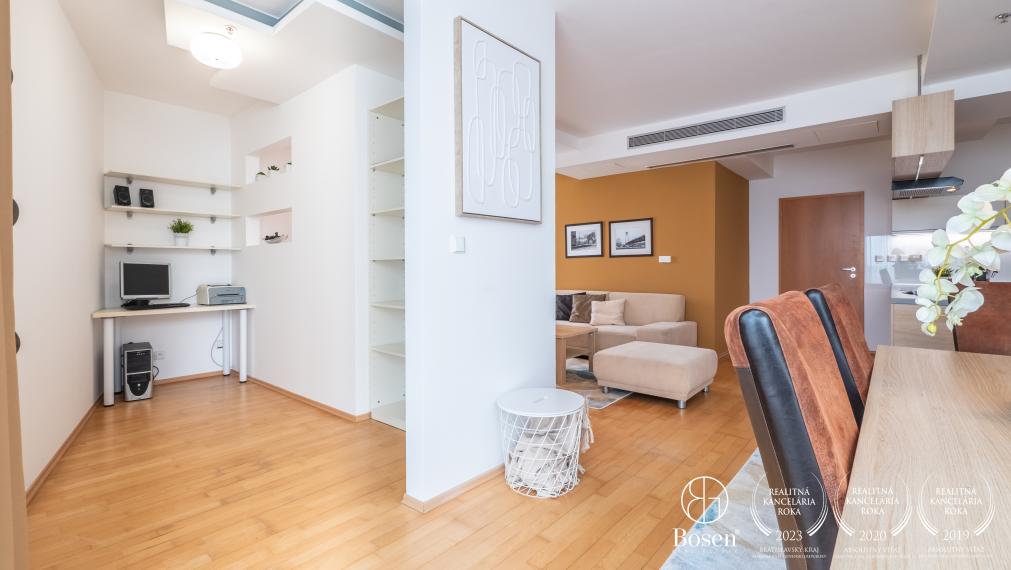 BOSEN | Prenajaté - Vkusný, priestorovo veľkorysý 2 izb. byt, Vienna Gate, Bratislava - m.č. Petržalka, 81 m2