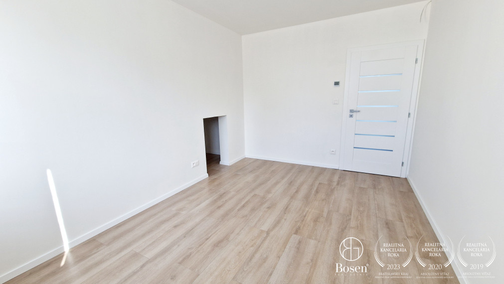 BOSEN | POSLEDNÝ- 2 izb. BYT  so záhradkou