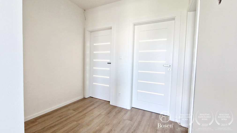 BOSEN | POSLEDNÝ- 2 izb. BYT  so záhradkou