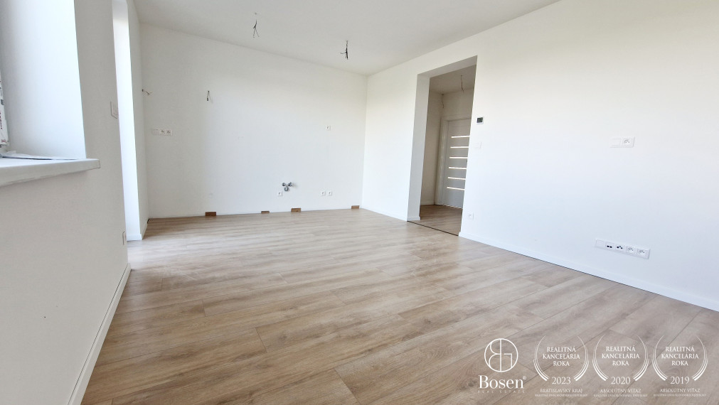 BOSEN | POSLEDNÝ- 2 izb. BYT  so záhradkou