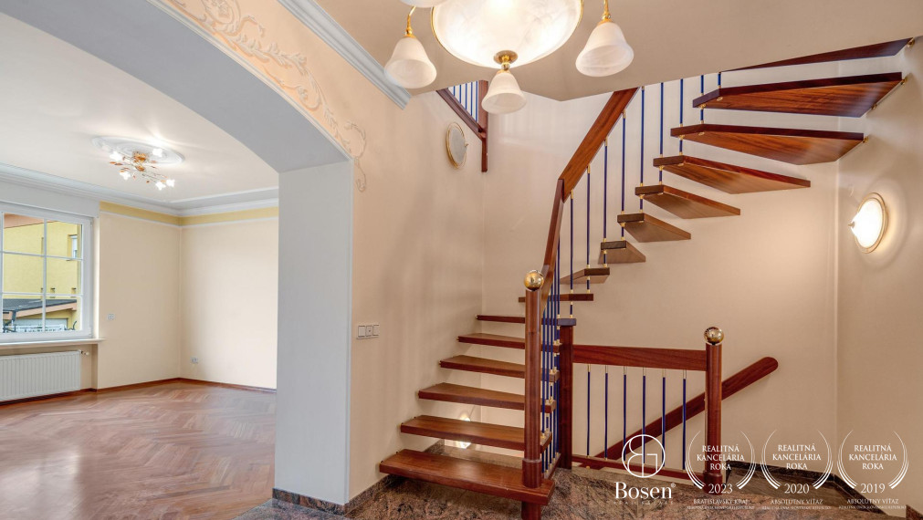 BOSEN | Rezervované - RD 210m2 s hosťovským domom 127,5 m2, Pezinok