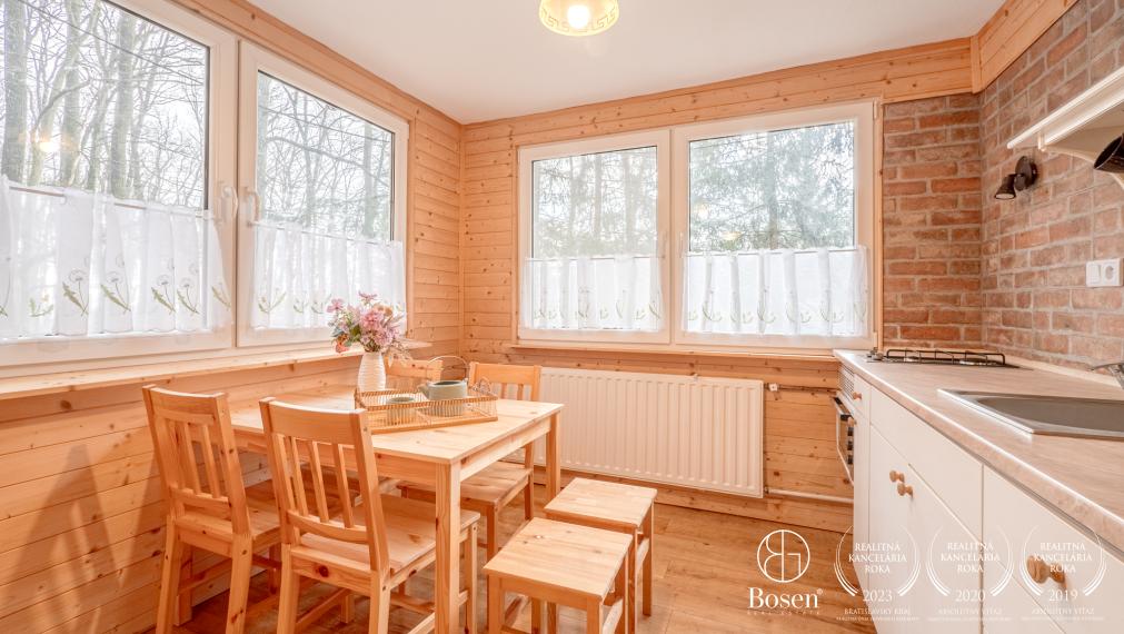 REZERVOVANÉ BOSEN I Chalupa pod lesom na Predaj Smolenice časť Jahodník