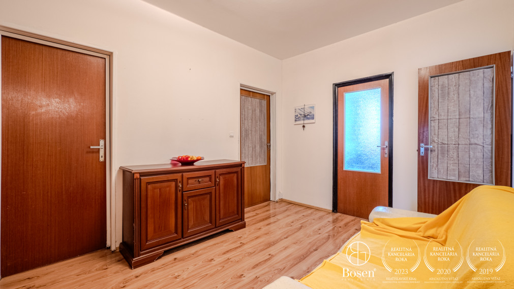 REZERVOVANÝ - BOSEN | 3 izbový byt v Bratislave, mestská časť Rača