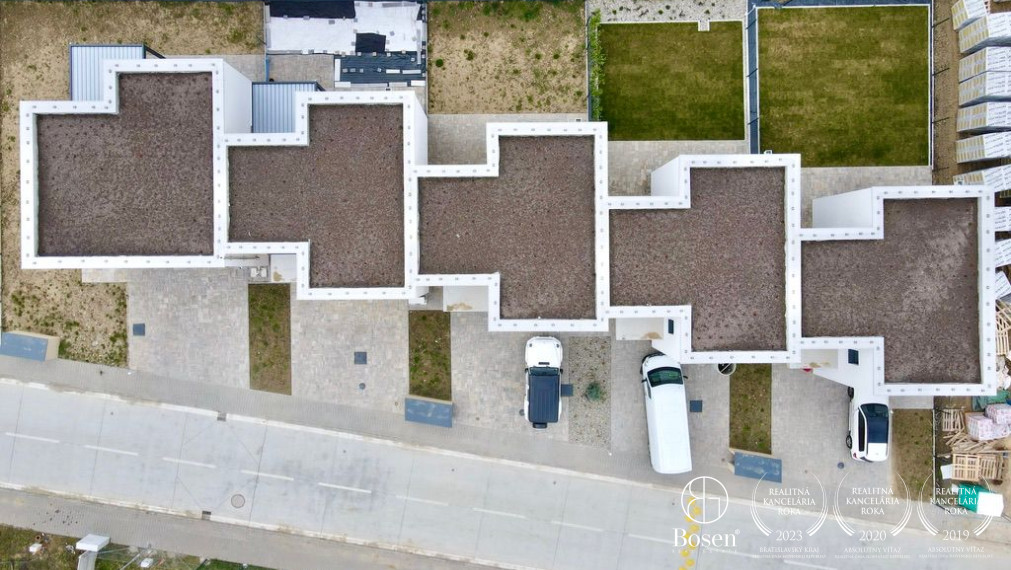 BOSEN | IHNEĎ K ODOVZDANIU - Rodinný dom za cenu bytu na predaj - Trenčín