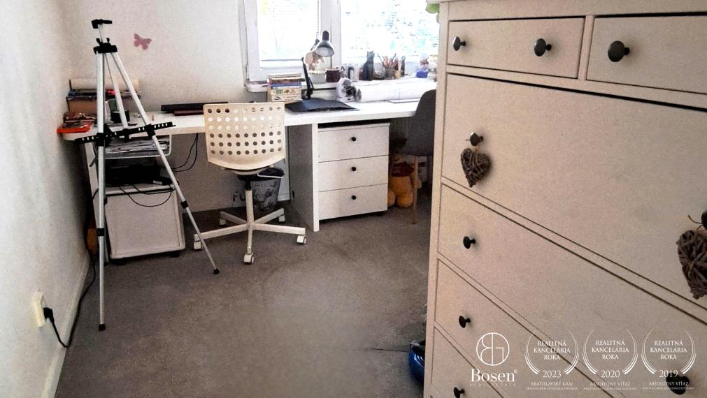 BOSEN |  4izbový byt čiastočne zariadený