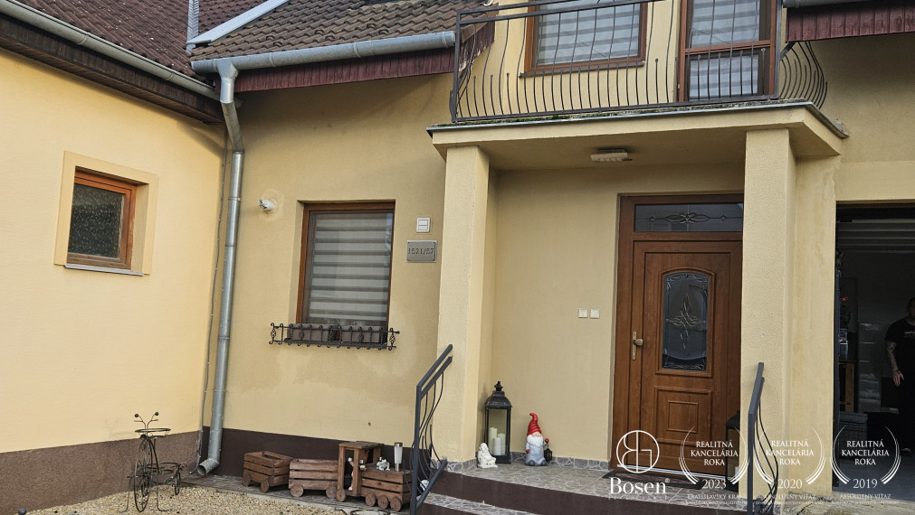 BOSEN I 4 izbový Rodinný dom v radovej zástavbe