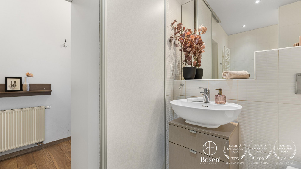 BOSEN |  1,5 izbový byt s balkónom v projekte Manhattan, Bratislava - Nové Mesto, Račianská ul.