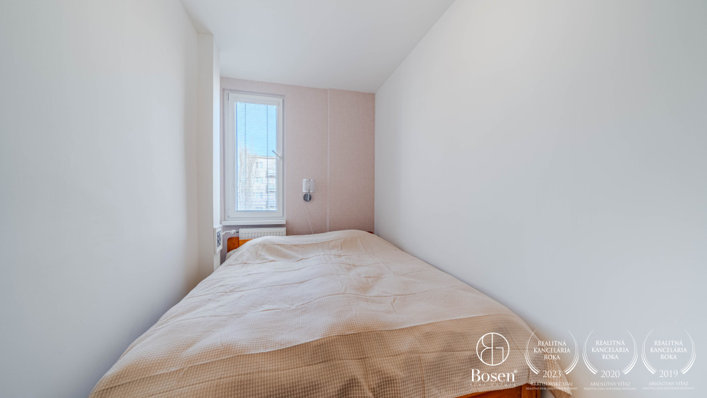 BOSEN I Prenájom 2 izbového bytu v Ružinove, Haburská