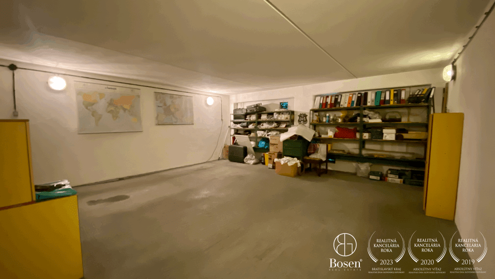 BOSEN | PREDANÉ dvoj-garáž, Petržalka - Wolkrova ul.