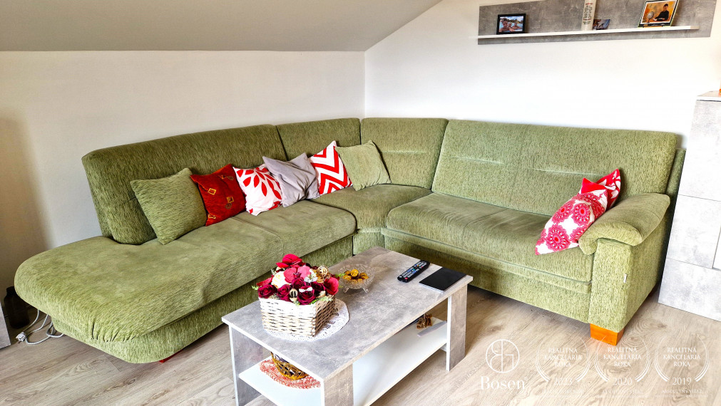 BOSEN | Rodinný dom s dvoma bytovými jednotkami