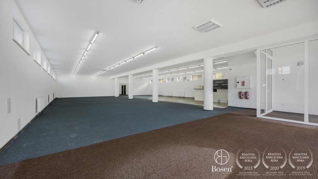 Obchodný priestor oproti OD Kaufland s bezproblémovým parkovaním