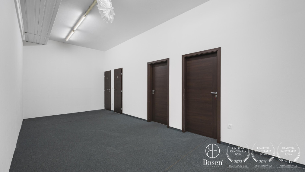 Obchodný priestor oproti OD Kaufland s bezproblémovým parkovaním