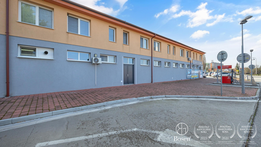 Obchodný priestor oproti OD Kaufland s bezproblémovým parkovaním