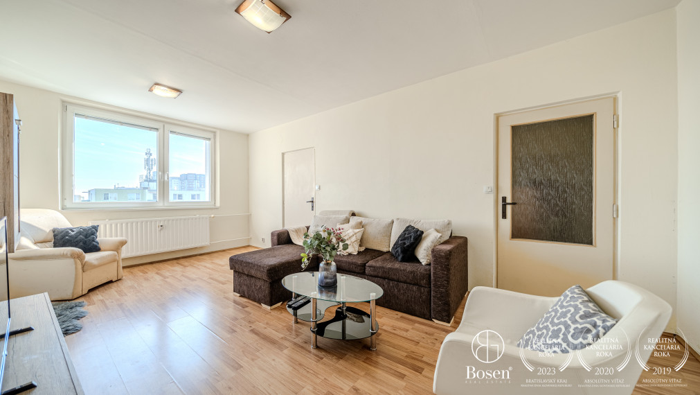 BOSEN | PRENAJATÉ Priestranný 2 -izb. byt Rezedová ulica, Ružinov,balkón